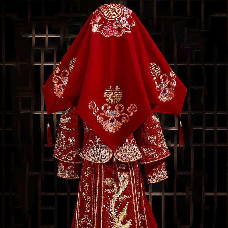 高端绣花红盖头新娘出嫁蒙头红喜帕新娘出嫁头纱秀禾服中式红盖头