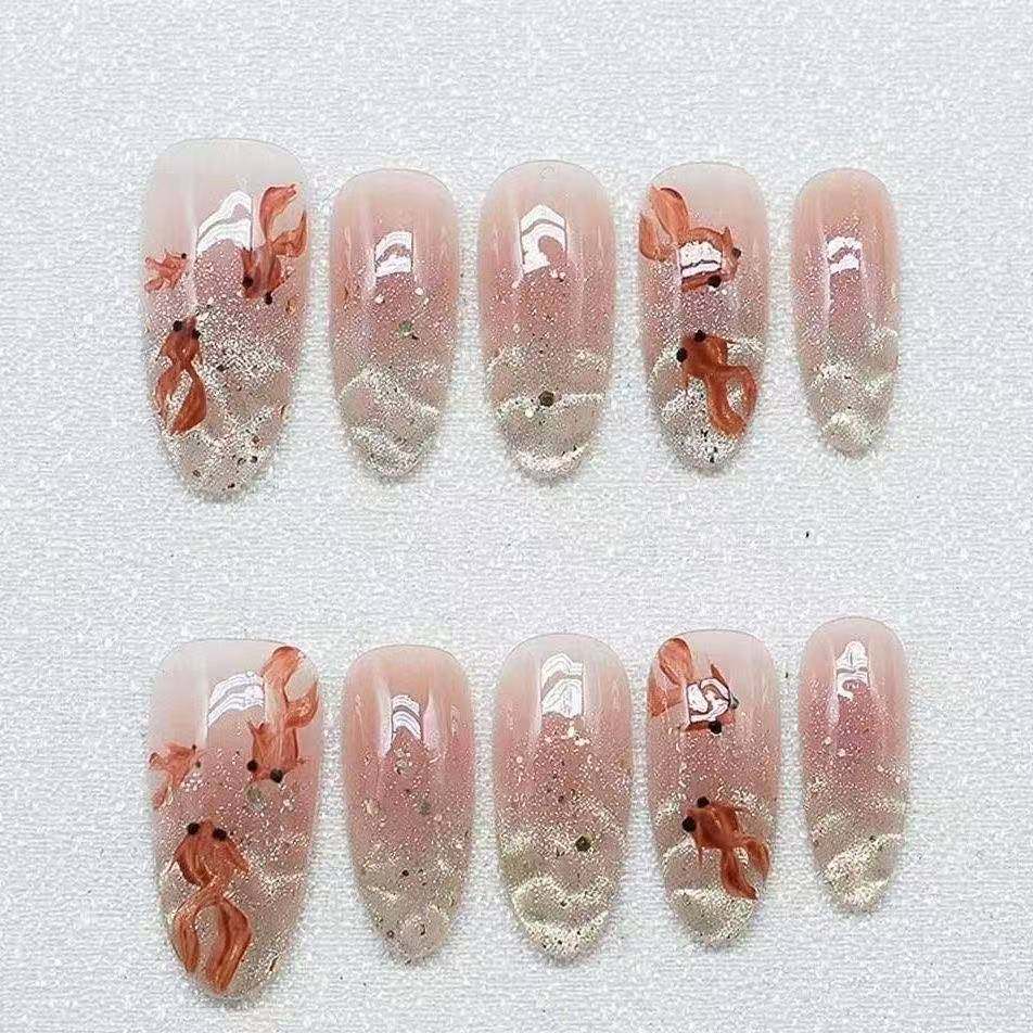 【年年有鱼】锦鲤水波纹纯手工穿戴甲新年款国风温柔显白美甲贴片,彩妆/香水/美妆工具,穿戴甲/甲片,淘宝优惠券,粉丝福利购,淘宝优惠卷