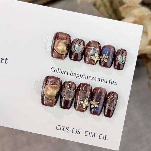 圣诞美甲手绘格纹法式穿戴美甲