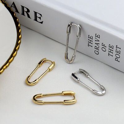 2024Clip Stud Earrings For Women Accessories Jewelry Gift