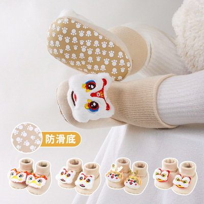 宝宝醒狮婴儿学步鞋袜冬加绒加厚保暖袜套可爱新年不掉软底步前鞋