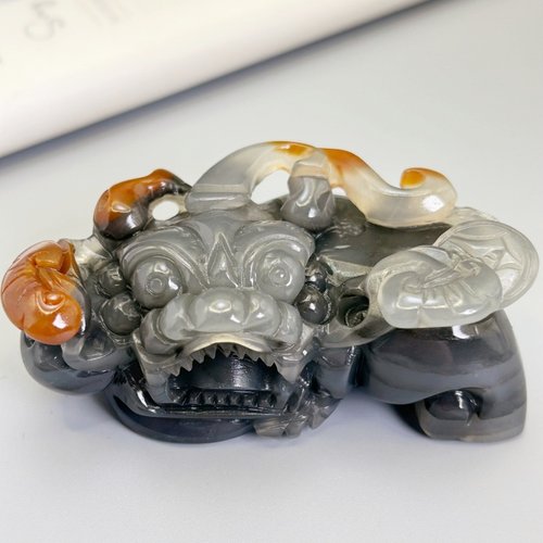 云南金沙黄龙玉貔貅手把件