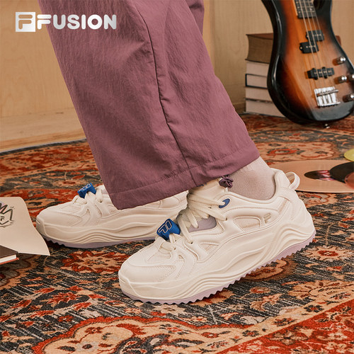 FILAFUSION斐乐女子板鞋