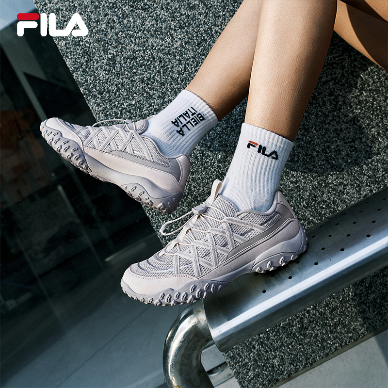 FILA斐乐女士复古运动鞋
