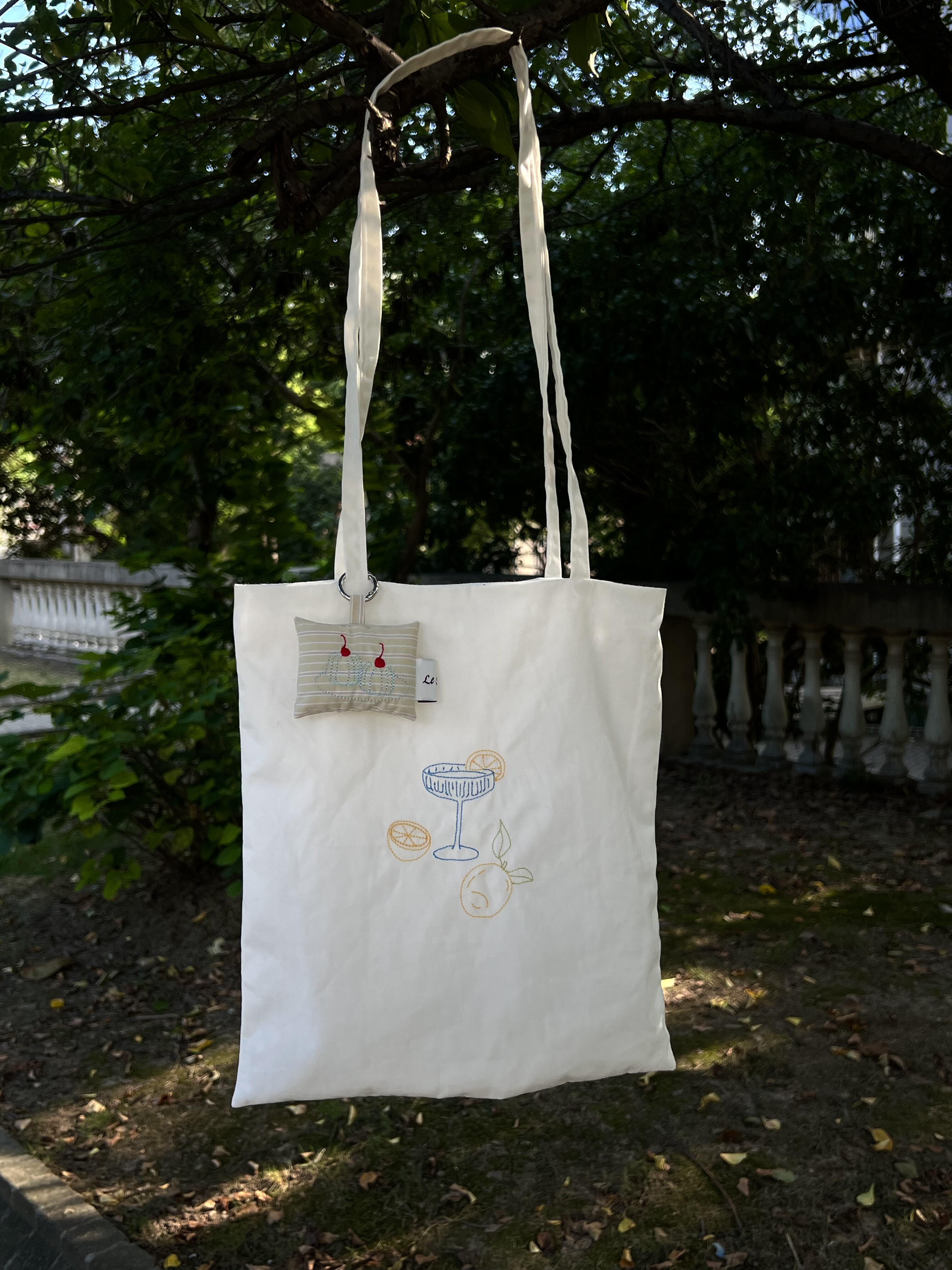 Le serein春夏清新设计小众法式刺绣高级感单肩日常帆布通勤包