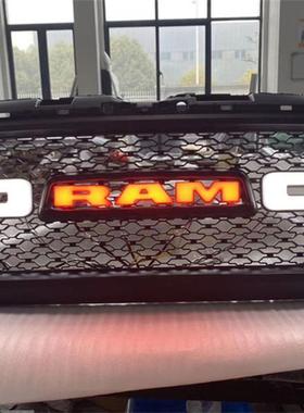 适用道奇公羊RAM1500前中网格栅长角号带LED灯中网前脸改装配件