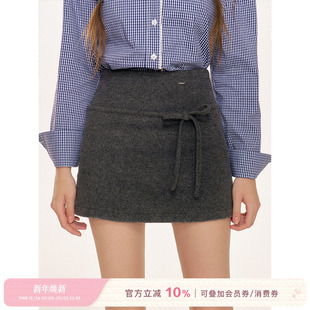 蝴蝶结设计百搭毛呢短款 bowknot 半身裙 50羊毛 Kroche