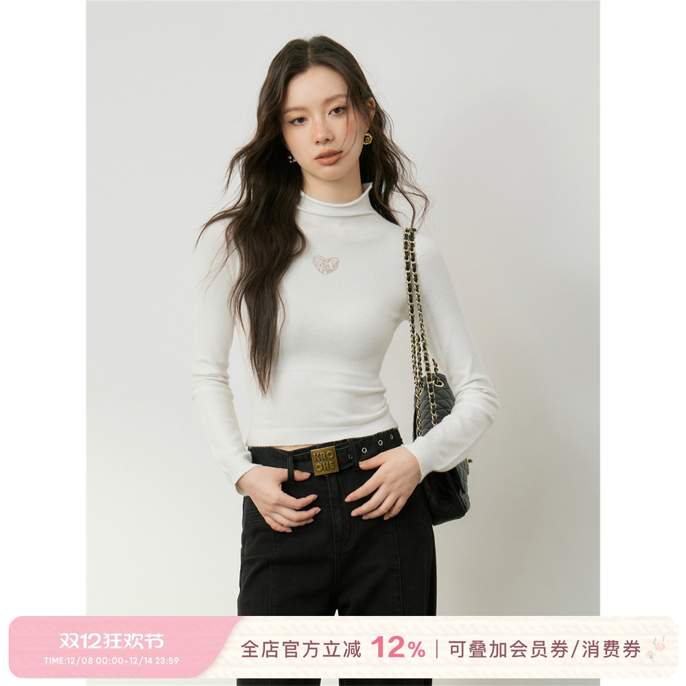 Kroche 爱心烫钻高领修身打底针织衫女白色t恤内搭上衣秋冬款
