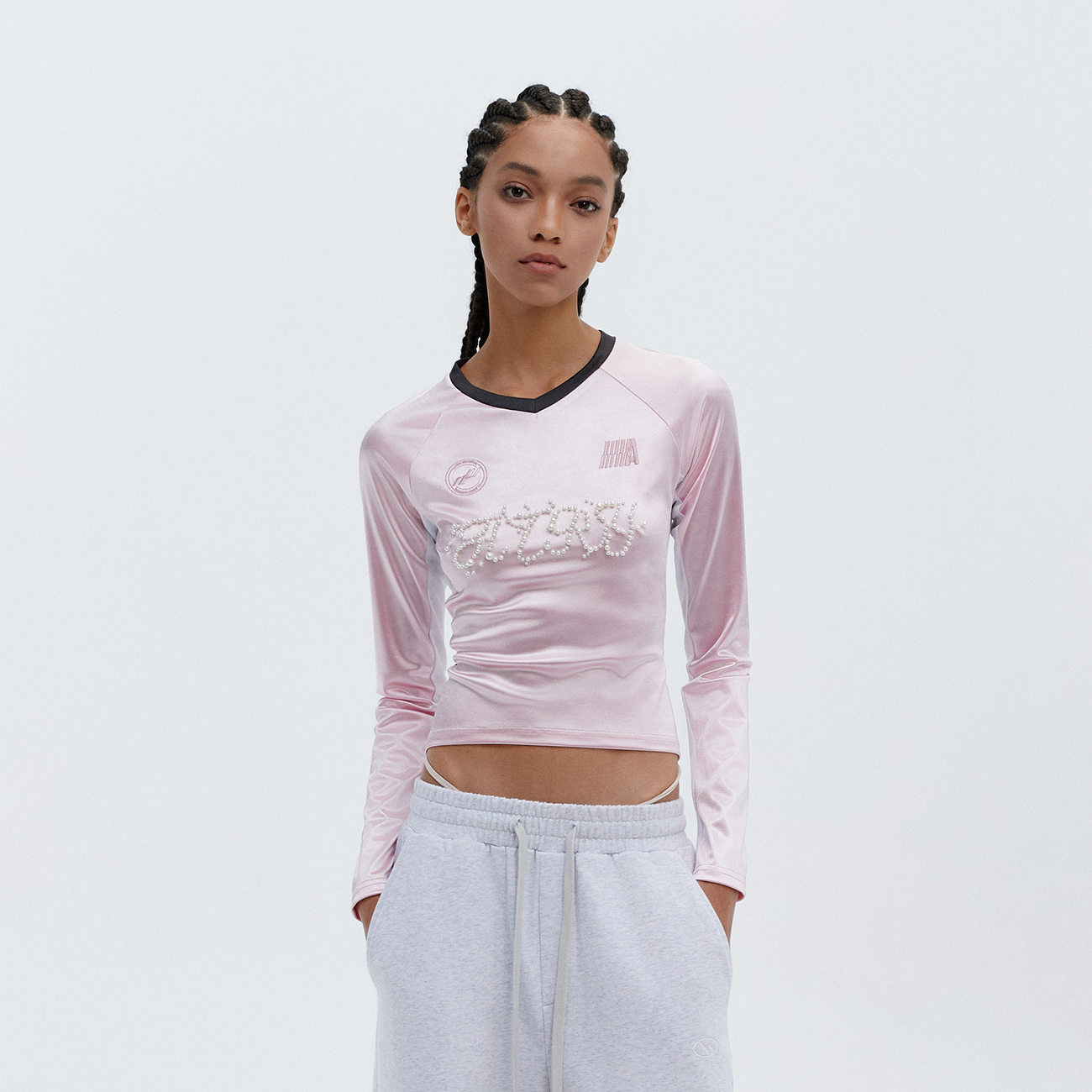 ATRY珍珠V领辣妹运动长袖