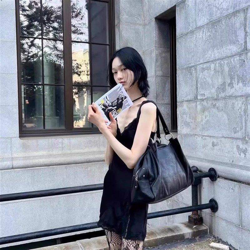 正确版韩国小众ason流浪包博主同款复古大容量通勤机车单肩腋下包,个性定制/设计服务/DIY,明信片定制,淘宝优惠券,粉丝福利购,淘宝优惠卷