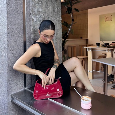 JWstylish红色漆皮亮面腋下包