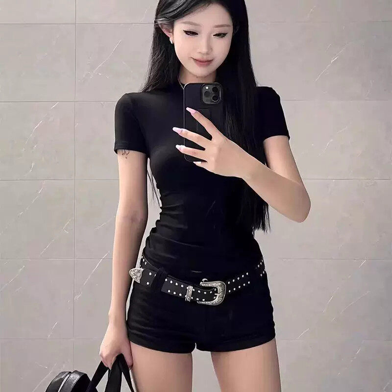 皮带辣妹女款铆钉金属扣炫酷千禧风美式复古重工朋克黑色腰带y2k