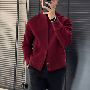 2025冬季新款红色纯色针织开衫外套男款潮牌百搭休闲时尚男士毛衣