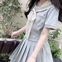 绿色Polo领短袖衬衫女夏季洛丽塔内搭修身收腰短款JK水手服上衣薄