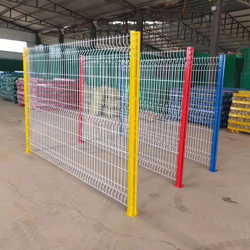 桃型立柱护栏网高速公路围栏网双边丝铁丝网防护网工厂车间隔离网