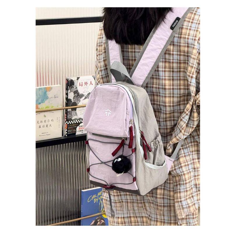 日本进口旅行户外双肩包女轻便休闲登山小号背包男徒步骑行运动出