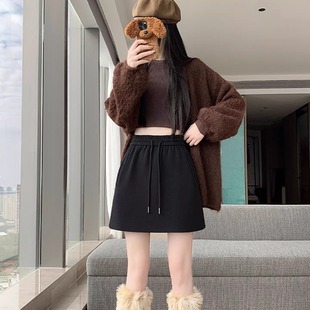 超好看冬装 毛呢半身裙高腰A字短裙女梨型身材2025超火小个子裙子