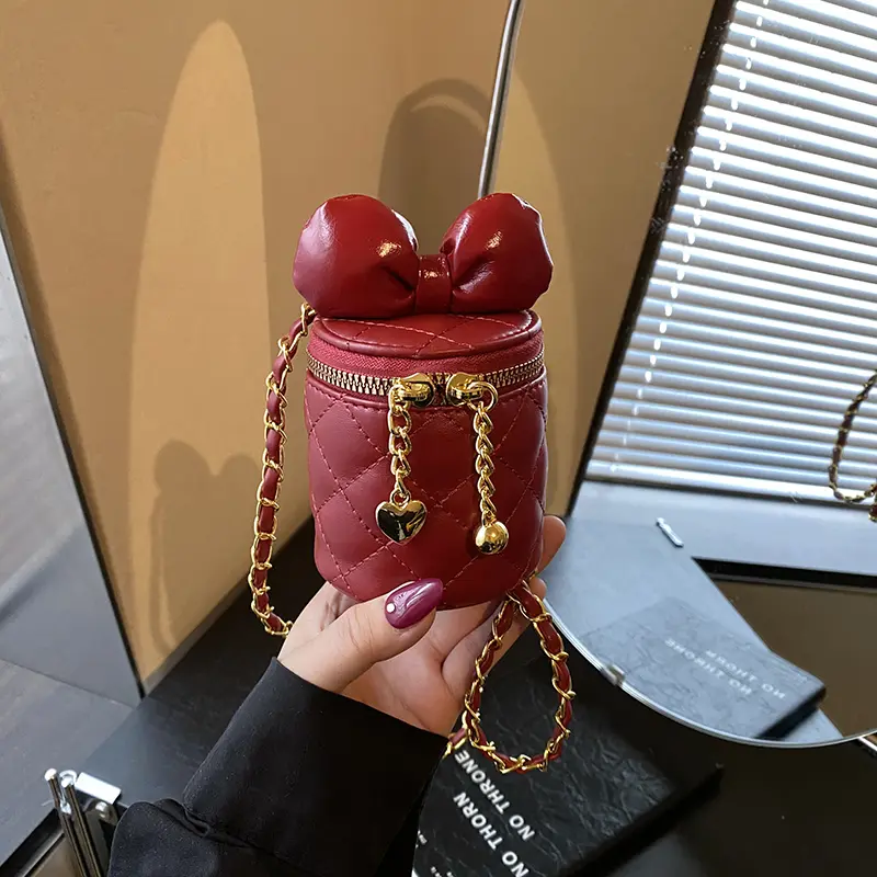 小香风儿童包包新年压岁钱拜年红包女孩配饰水桶包女童宝宝斜挎包