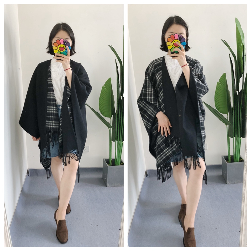 买手店 秋冬羊绒经典黑白格纹斗篷外套流苏披肩