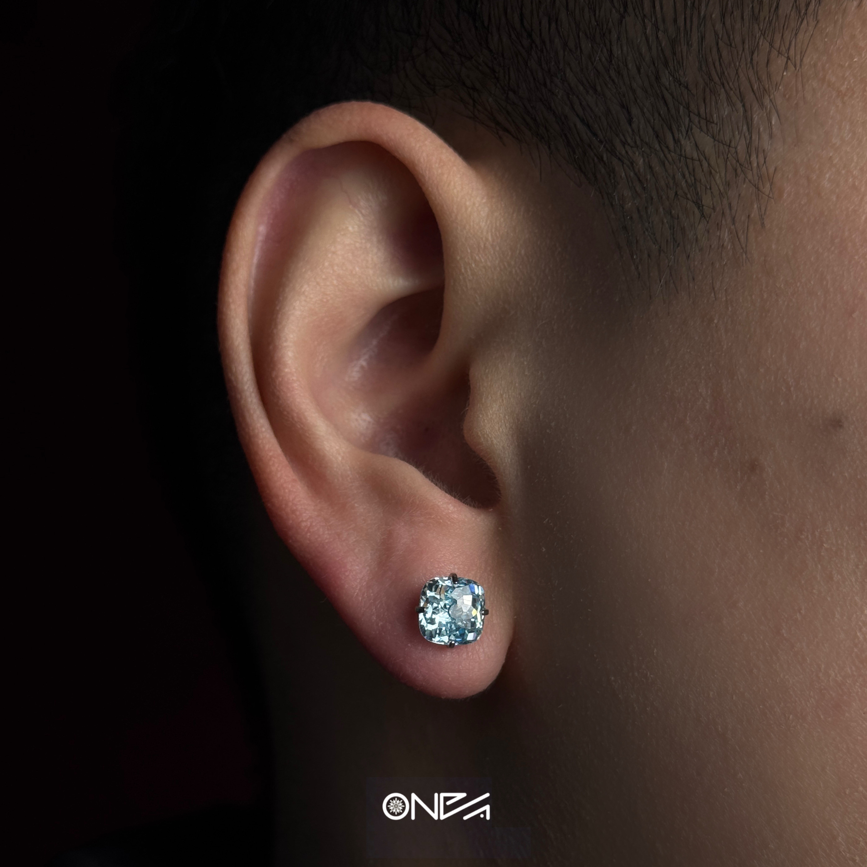 ONEPART高级感钛钢方糖锆石耳骨耳蜗男女同款耳饰小众外螺旋耳钉,饰品/流行首饰/时尚饰品新,耳钉,淘宝优惠券,粉丝福利购,淘宝优惠卷