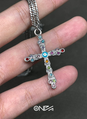 ONEPART色彩哲学小众十字恶魔眼