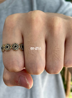 ONEPART“柏林花事”钛钢开口戒