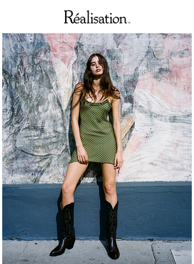 RealisationPar绿色波点斜裁真丝吊带裙The Eliza