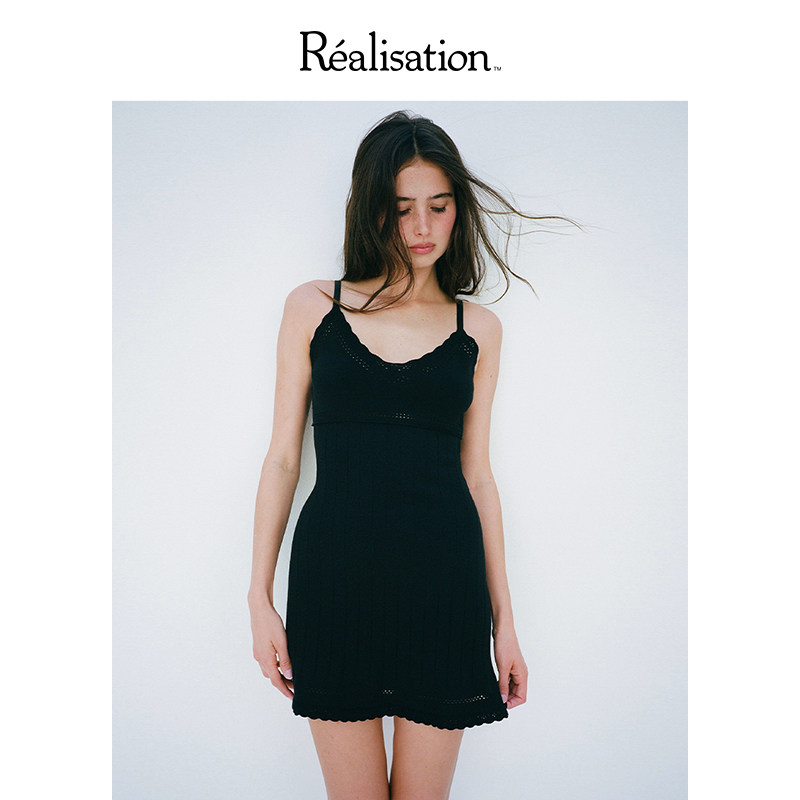 RealisationPar 连衣裙黑色针织吊带短裙 The Charlotte