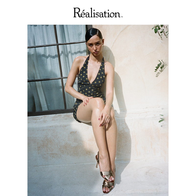 RealisationPar挂脖真丝裙