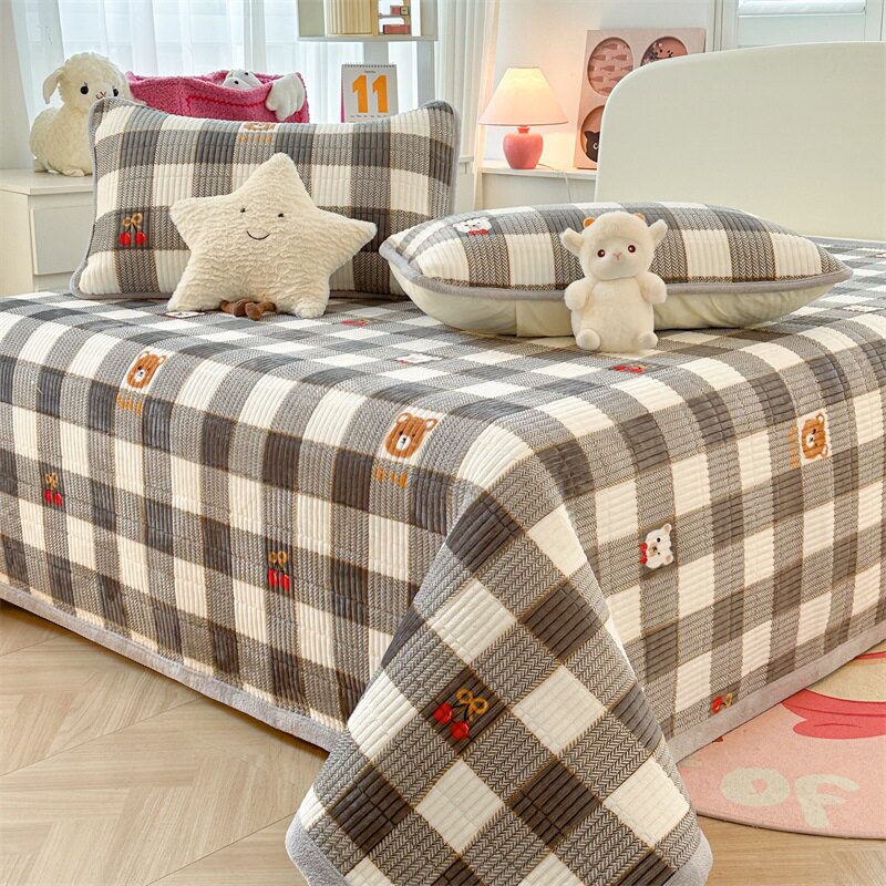 跨境冬天加厚牛奶绒床盖单件加绒夹棉床单床褥子榻榻米炕垫