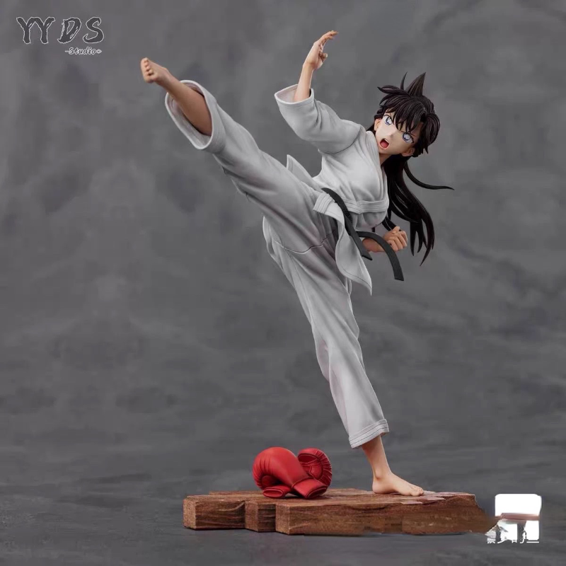 名侦探 YYDS 空手道小兰毛利兰 手办模型摆件