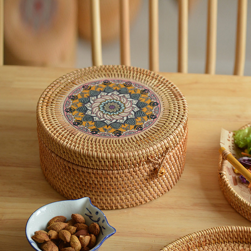 藤编织茶几零食杂物整理家居圆形收纳盒印花民族风茶饼收纳箱