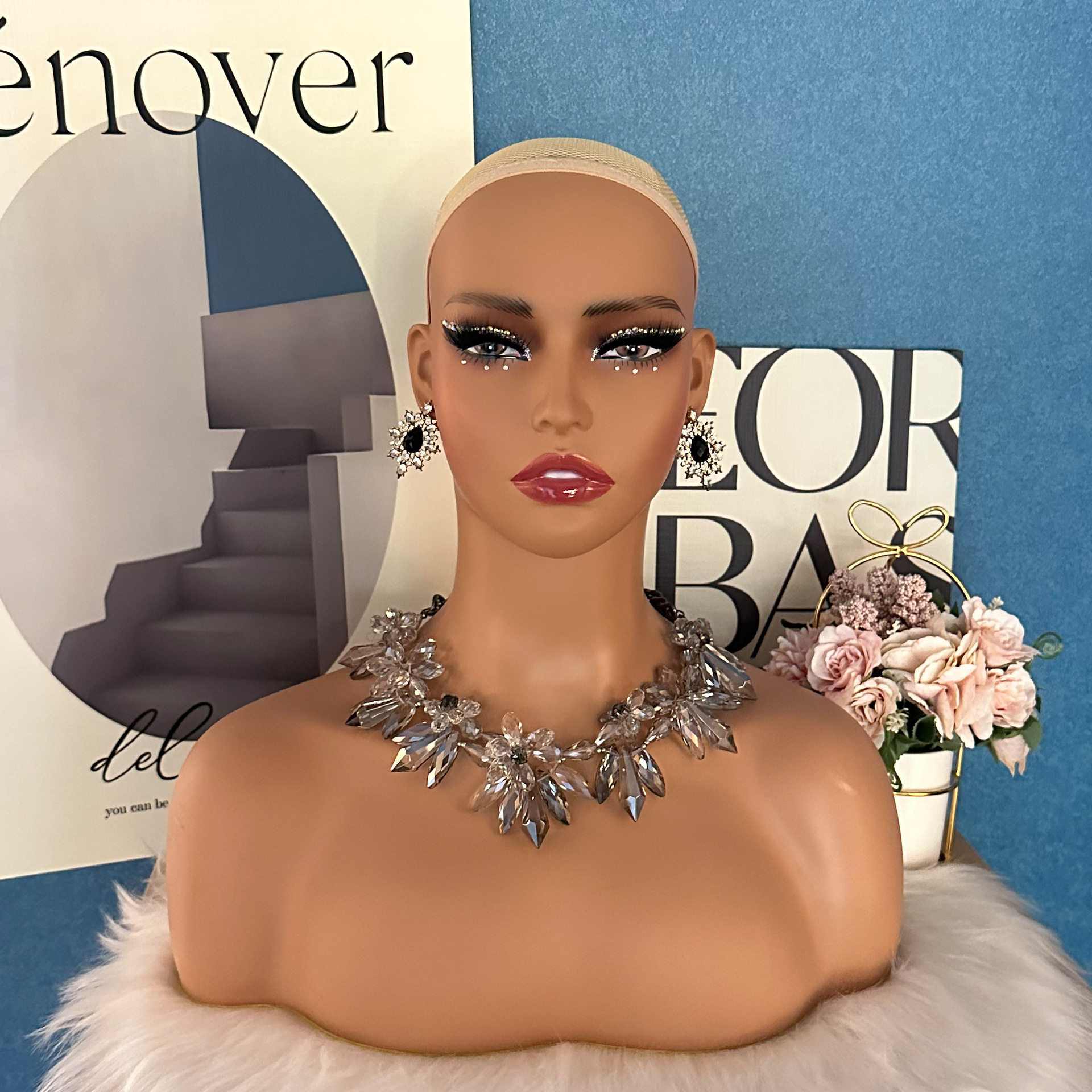 Mannequin head假发模特头欧美化妆假人头耳环饰品拍照双肩