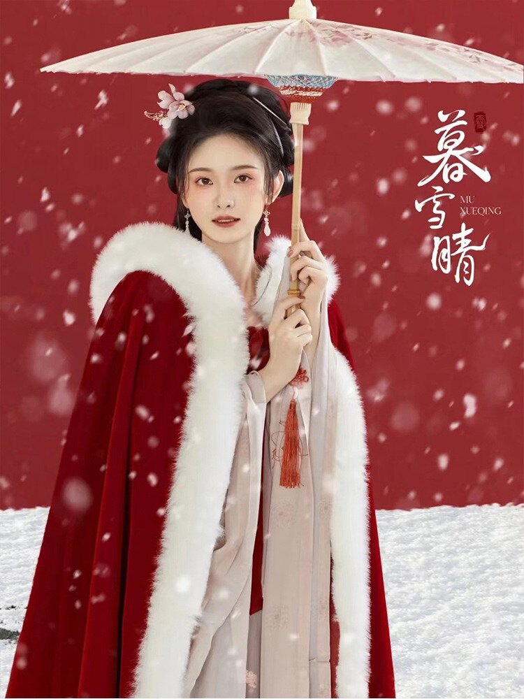 中国风古装汉服连帽斗篷女长款冬汉服上装