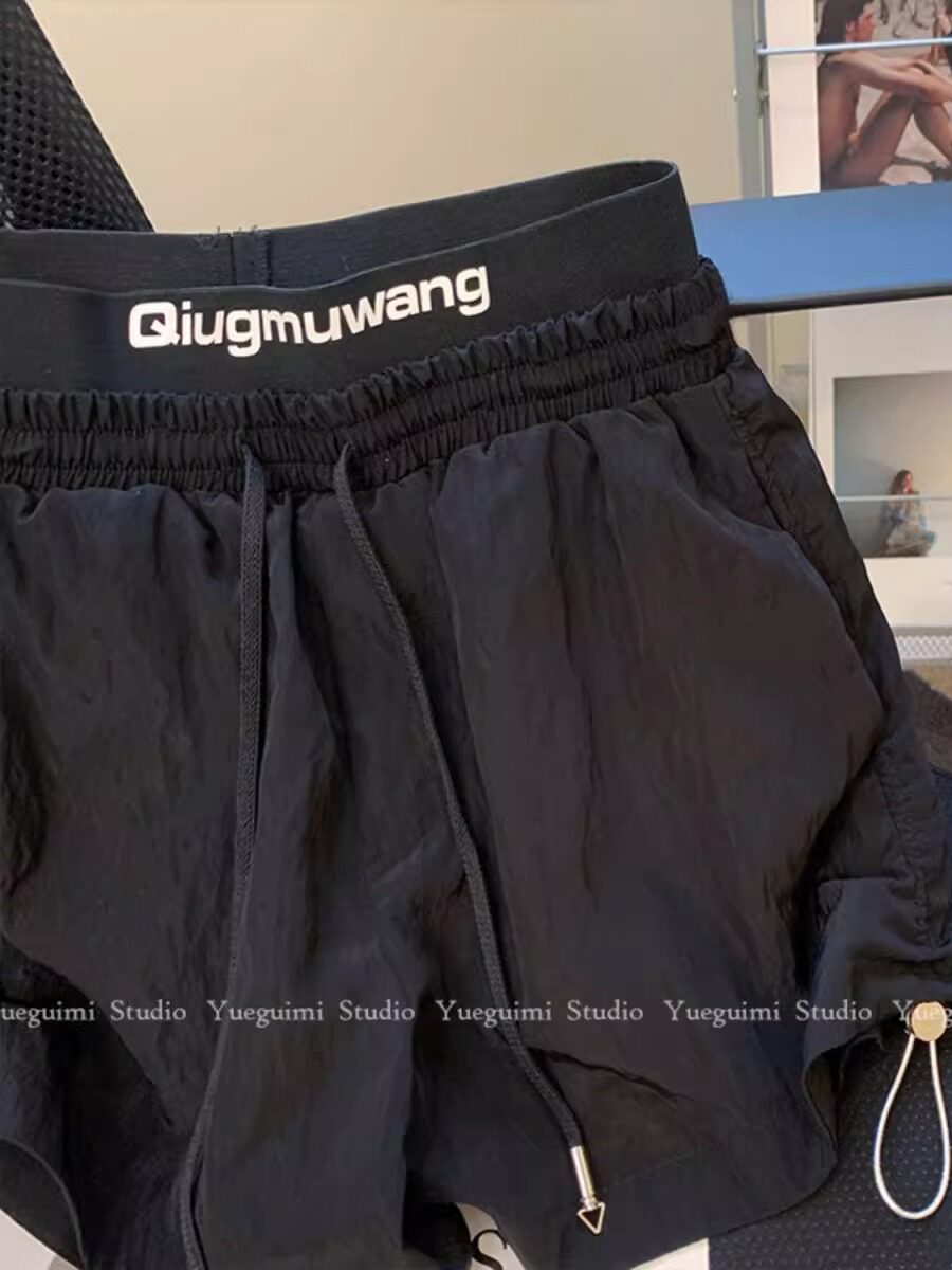 여성을위한 블랙 스포츠 반바지 2024 새로운 여름 DRAWSTRING 높은 허리 캐주얼 느슨한 작은 얼음 실크 캐주얼 바지