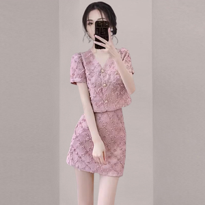 高级名媛小香风粉色蕾丝短款上衣半身裙套装小个子夏季新款两件套