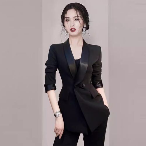 高级感气质女神范职业西装套装女