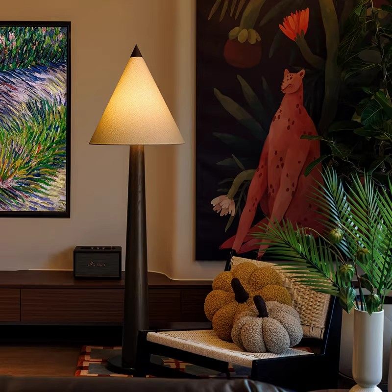 中古实木落地灯客厅沙发旁边民宿卧室设计师高级感创意立式氛围灯