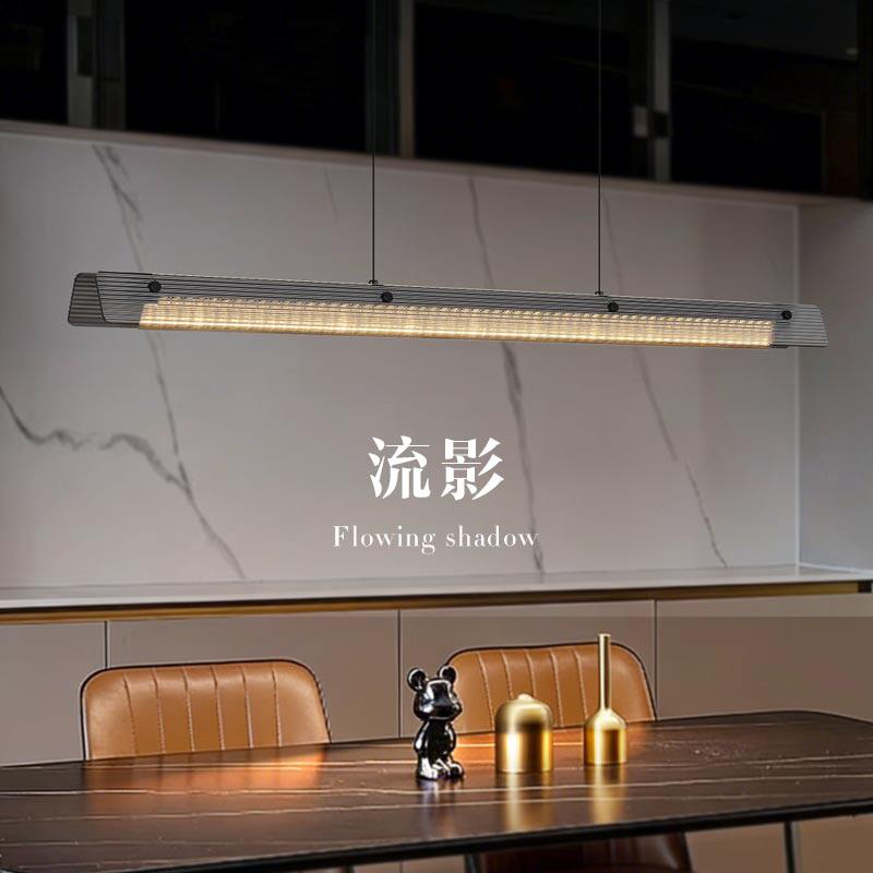 餐厅吊灯2026新款玻璃一字长条餐桌灯意式轻奢高级感岛台茶室吊灯
