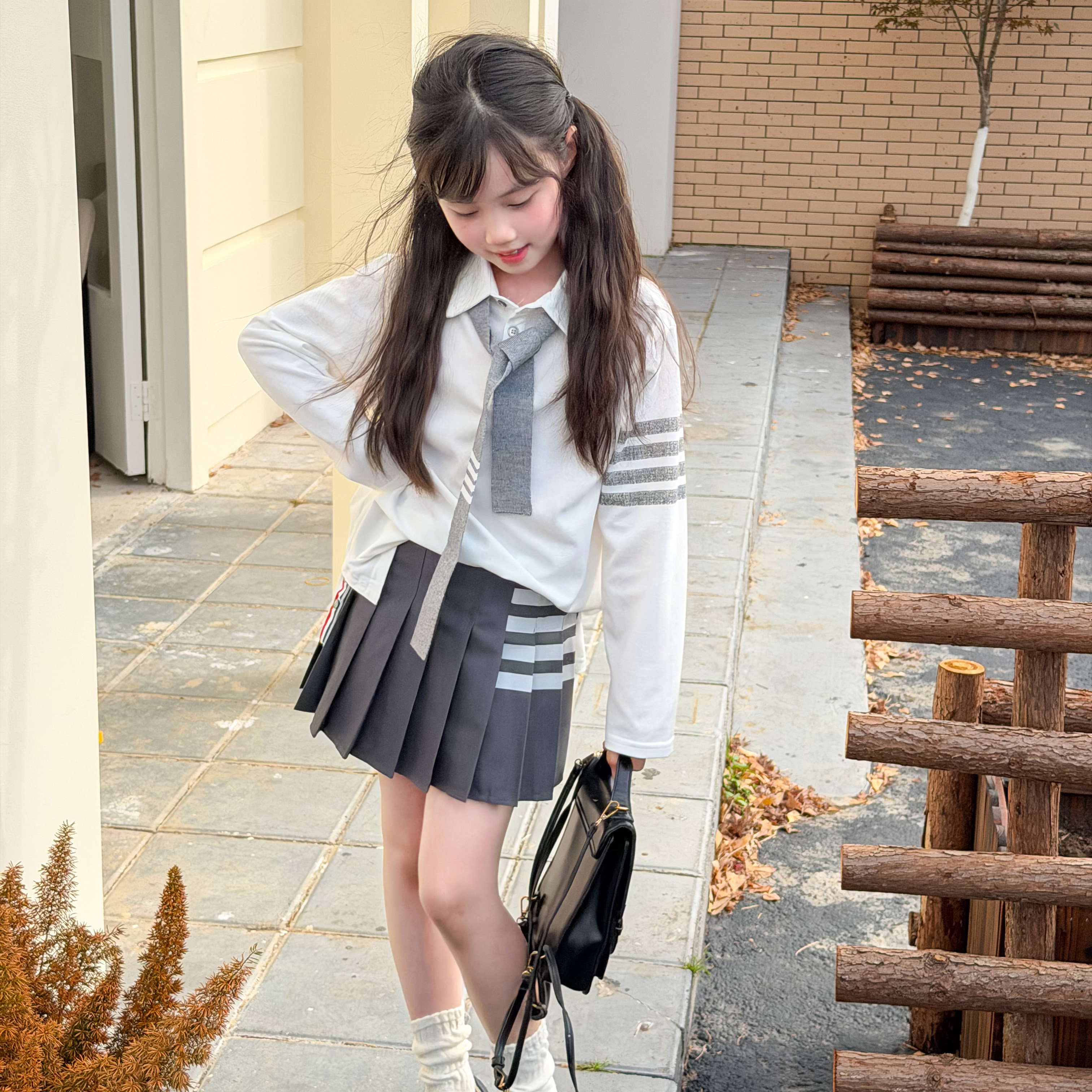 女童秋冬学院风POLO领带衬衫图片