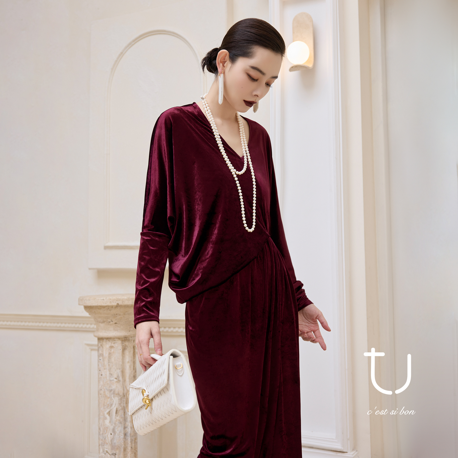 TU女装不规则收腰连衣裙