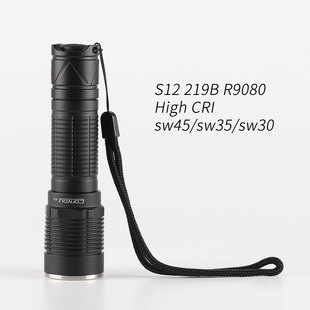 Convoy S12,内置nichia 219B手电筒,R9080高显色