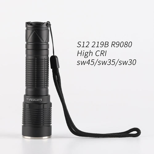 高显色手电筒CONVOY毛裤三眼