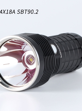 Convoy手电筒 4X18Aluminus SBT90.2,带温控充电口18650 射程1122