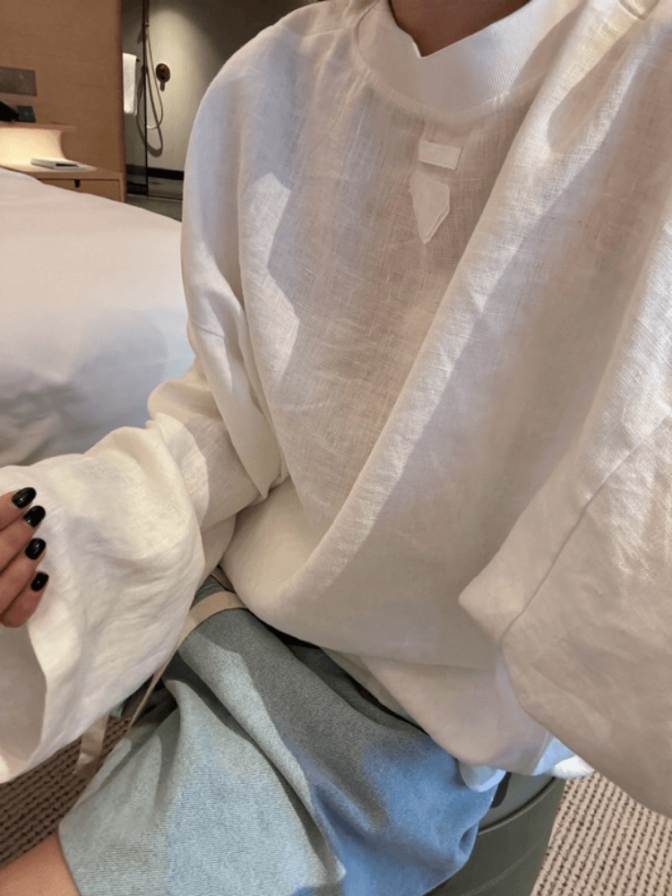 『桃子家』极简三角贴布亚麻宽松圆领长袖休闲透气廓形情侣T恤女