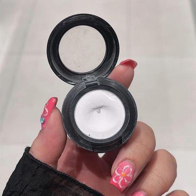 好用!面中提亮泪沟凹陷哑光纯白色高光粉修容画截断单色眼影学生