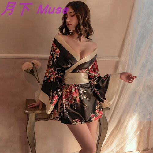 日系和服复古甜美深V性感睡裙
