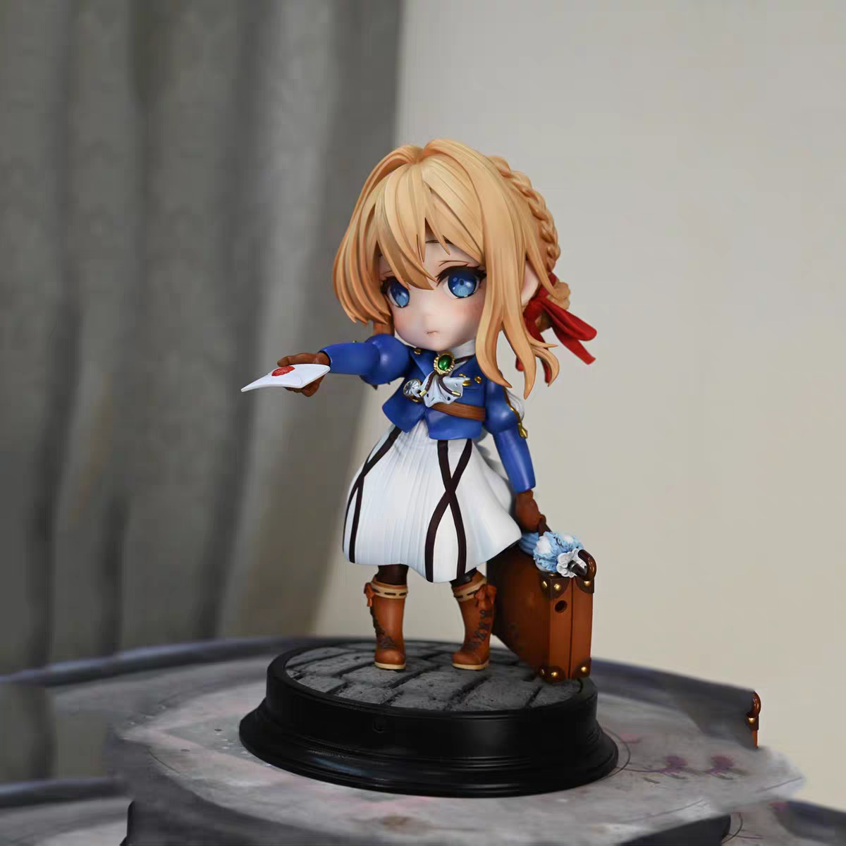 Q版薇尔莉特手办永恒花园动漫模型可爱 二次元潮玩机箱桌面摆件