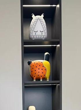 创意抽象彩绘兔子动物雕塑摆件