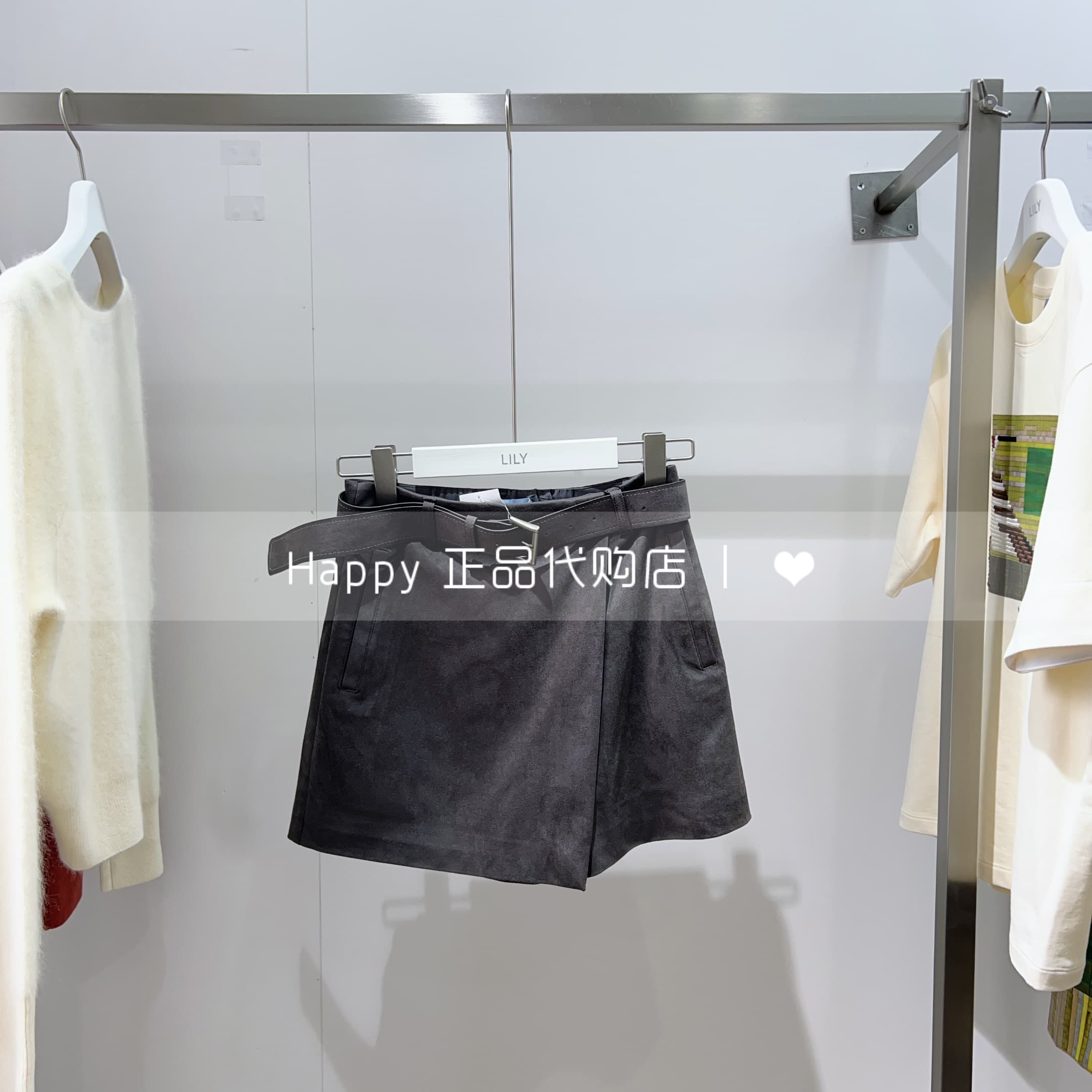 高腰款腰带丽丽小直筒休闲短裤